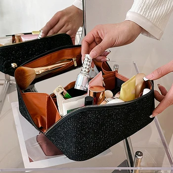 Kozmetik Depolama Seti Büyük Kapasiteli Seyahat makyaj çantası Makyaj Çantası Ins Gelişmiş Anlamda Kozmetik saklama çantası PU Yıkama Çantası El