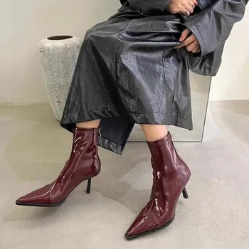Sivri Burun Kadın yarım çizmeler Patent Deri Bayan Çorap Kısa Patik Stiletto İnce Yüksek Topuklu Sonbahar Moda