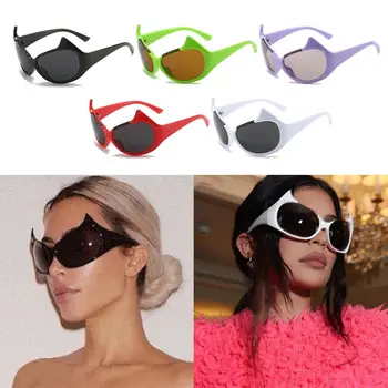 Şeytan Güneş Gözlüğü Benzersiz Y2k Güneş Gözlüğü Vintage Seksi Kedi Göz güneş gözlüğü Kadınlar için Yeni Moda Degrade Hip Hop Punk Shades