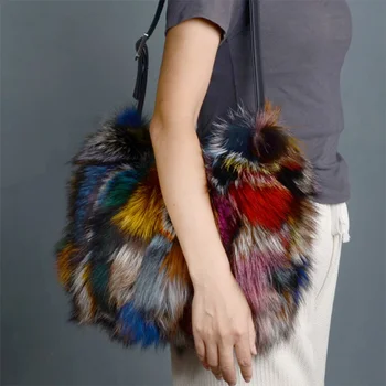 Yeni kadın askılı omuz çantası Doğal Kabarık Tilki Saç Renkli Banliyö Çantası Moda Büyük Kapasiteli peluş çanta